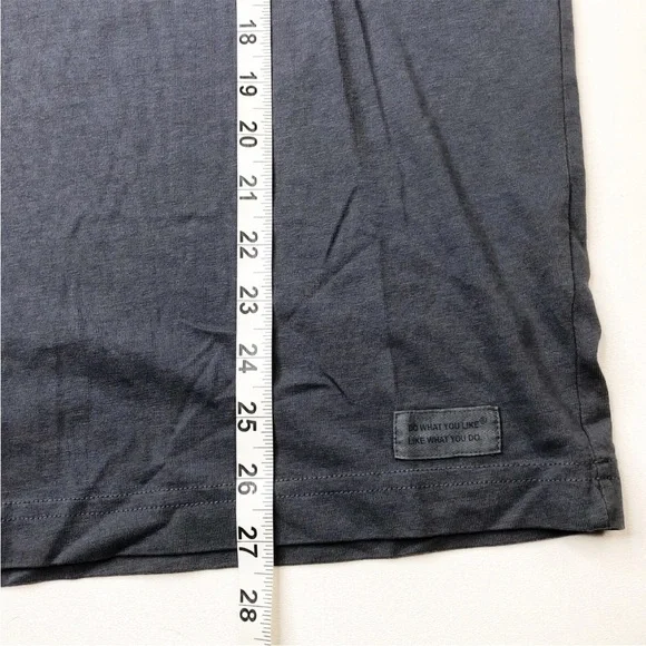 Life Is Good Men’s T Shirt Not All Who Wander Are Lost Camper Traveler Sz Small - Picture 7 of 8